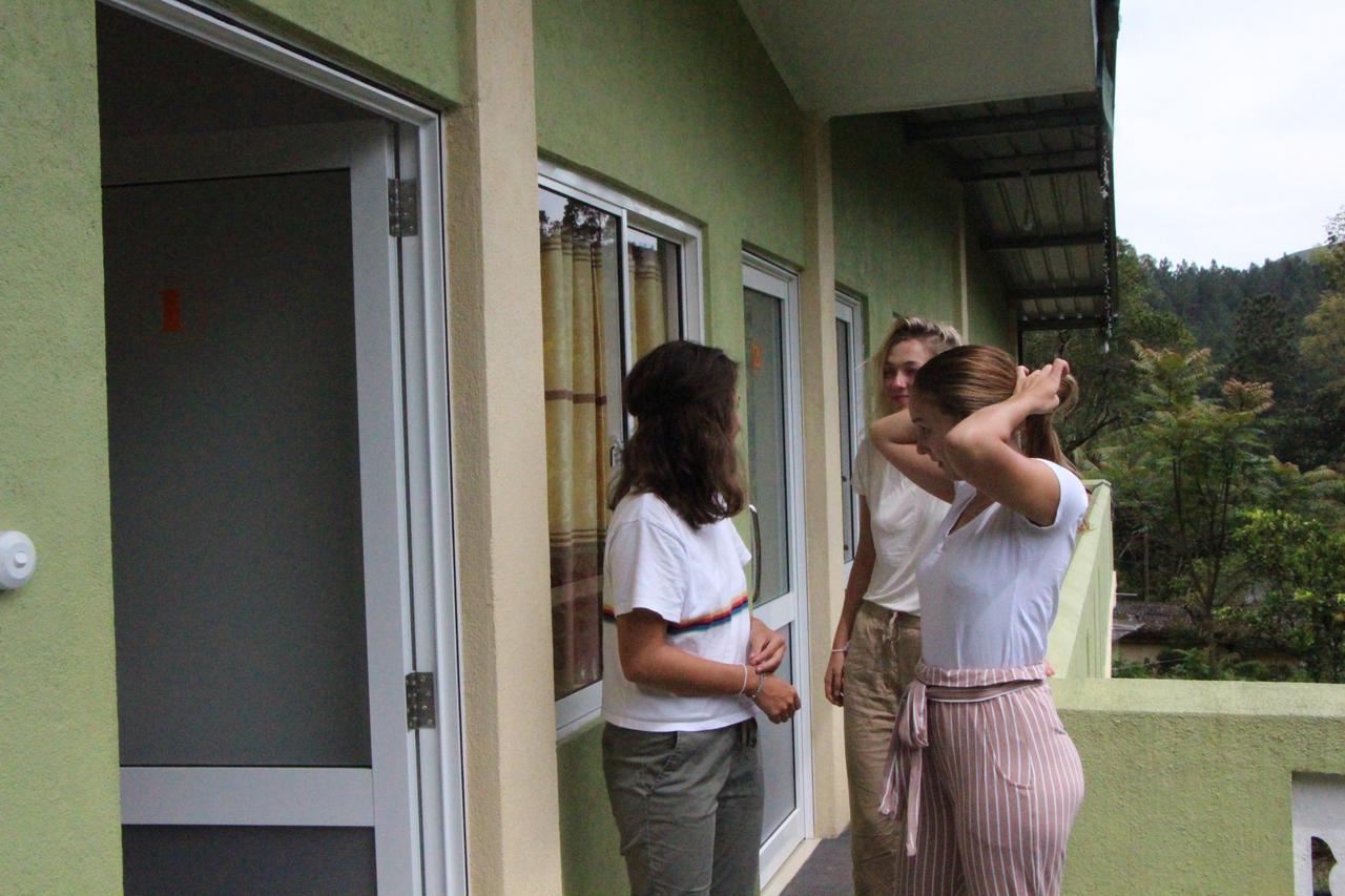 Narra Homestay Maskeliya Exteriör bild
